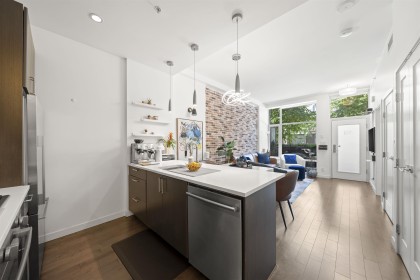Photo 3 at 70 W 1st Avenue, False Creek, Vancouver West