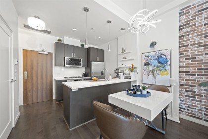 Photo 5 at 70 W 1st Avenue, False Creek, Vancouver West