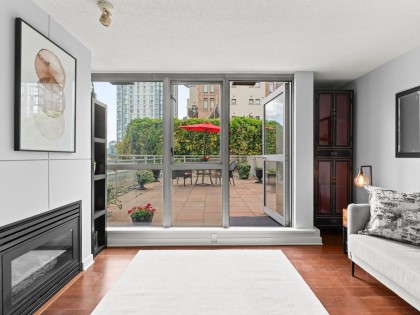 Photo 2 at 401 - 1238 Richards Street, Yaletown, Vancouver West