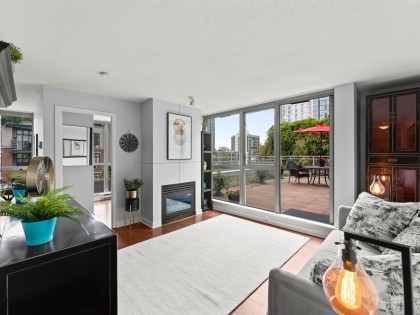 Photo 1 at 401 - 1238 Richards Street, Yaletown, Vancouver West
