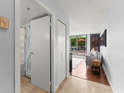 Photo 8 at 401 - 1238 Richards Street, Yaletown, Vancouver West