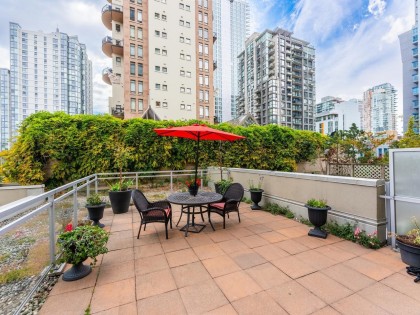 Photo 25 at 401 - 1238 Richards Street, Yaletown, Vancouver West