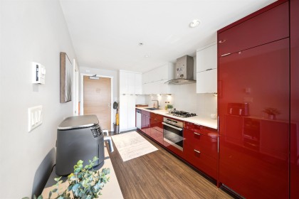 Photo 8 at 811 - 1777 W 7th Avenue, Fairview VW, Vancouver West