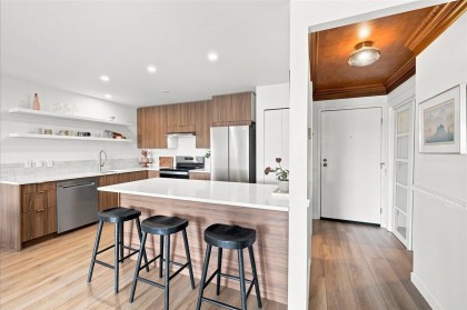 Photo 2 at 207 - 236 W 2nd Street, Lower Lonsdale, North Vancouver