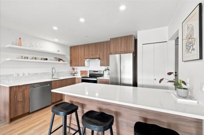 Photo 3 at 207 - 236 W 2nd Street, Lower Lonsdale, North Vancouver