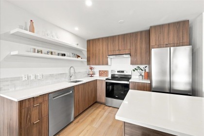 Photo 4 at 207 - 236 W 2nd Street, Lower Lonsdale, North Vancouver