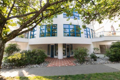 Photo 1 at P1 - 1038 W 7th Avenue, Fairview VW, Vancouver West