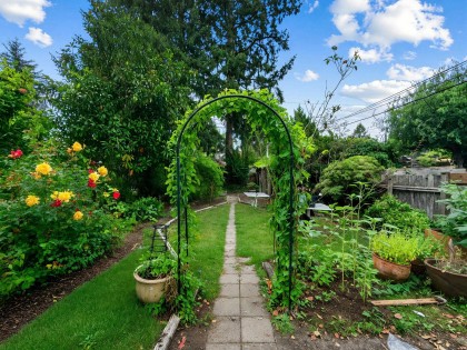 Photo 15 at 4058 W 17th Avenue, Dunbar, Vancouver West