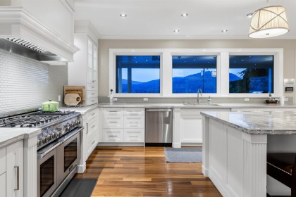 Photo 12 at 791 Beachview Drive, Dollarton, North Vancouver