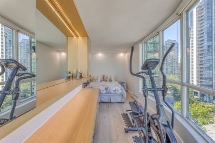 Photo 16 at 1001 - 588 Broughton Street, Coal Harbour, Vancouver West