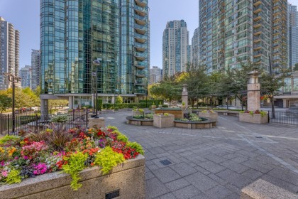 Photo 28 at 1001 - 588 Broughton Street, Coal Harbour, Vancouver West