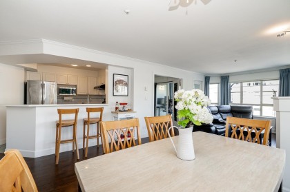 Photo 16 at 206 - 3615 W 17th Avenue, Dunbar, Vancouver West