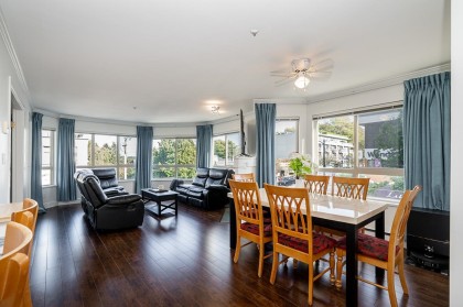Photo 1 at 206 - 3615 W 17th Avenue, Dunbar, Vancouver West