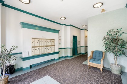 Photo 9 at 206 - 3615 W 17th Avenue, Dunbar, Vancouver West