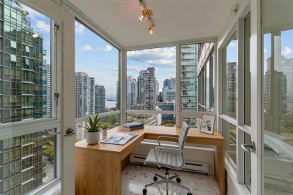 Photo 5 at 2206 - 1328 W Pender Street, Coal Harbour, Vancouver West