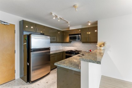 Photo 11 at 2206 - 1328 W Pender Street, Coal Harbour, Vancouver West