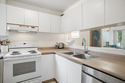 Photo 11 at 216 - 1230 Haro Street, West End VW, Vancouver West