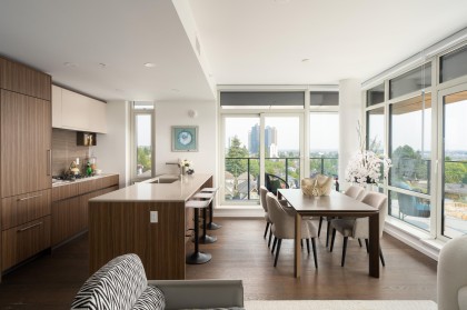 Photo 2 at 201 - 8486 Oak Street, Marpole, Vancouver West