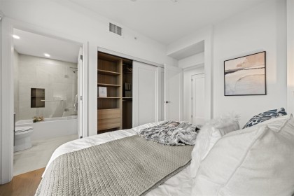 Photo 4 at 104 - 8486 Oak Street, Marpole, Vancouver West