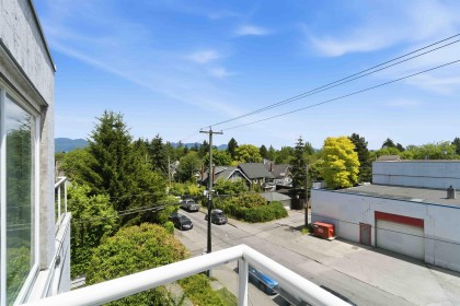 Photo 37 at 402 - 3505 W Broadway, Kitsilano, Vancouver West