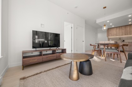 Photo 4 at 613 - 3596 Malsum Drive, Roche Point, North Vancouver