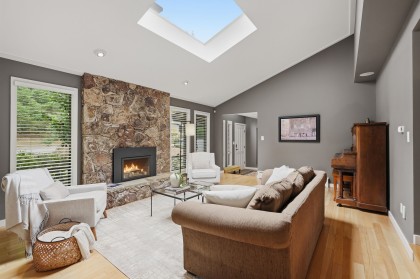 Photo 5 at 2261 Hill Drive, Blueridge NV, North Vancouver