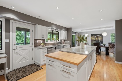 Photo 10 at 2261 Hill Drive, Blueridge NV, North Vancouver
