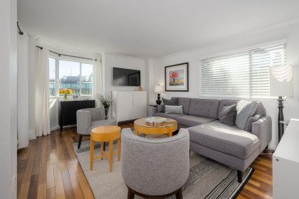 Photo 7 at 607 - 1508 Mariner Walk, False Creek, Vancouver West