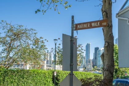 Photo 31 at 607 - 1508 Mariner Walk, False Creek, Vancouver West