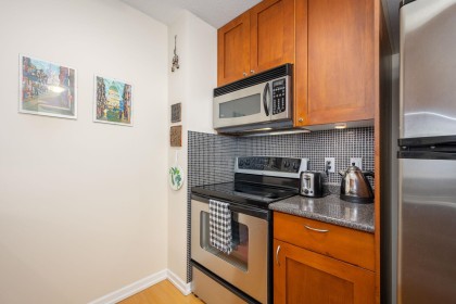 Photo 12 at 508 - 1508 Mariner Walk, False Creek, Vancouver West