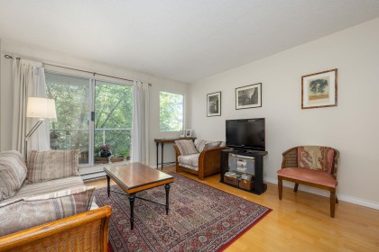 Photo 4 at 508 - 1508 Mariner Walk, False Creek, Vancouver West