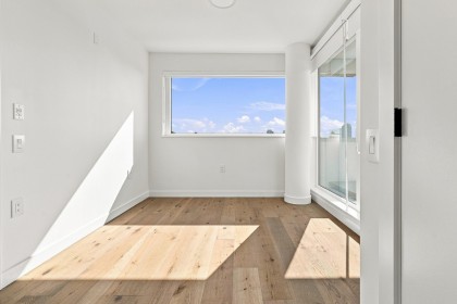 Photo 23 at 604 - 8080 Oak Street, Marpole, Vancouver West