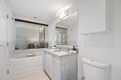 Photo 11 at 503 - 89 W 2nd Avenue, False Creek, Vancouver West