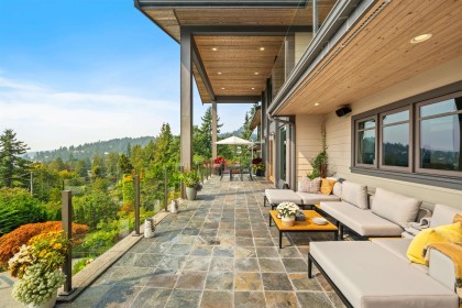 Photo 10 at 1408 31st Street, Altamont, West Vancouver