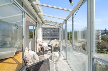 Photo 18 at 504 - 1750 Esquimalt Avenue, Ambleside, West Vancouver