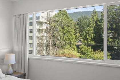Photo 15 at 504 - 1750 Esquimalt Avenue, Ambleside, West Vancouver