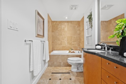 Photo 22 at 902 - 1650 Bayshore Drive, Coal Harbour, Vancouver West