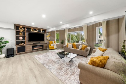 Photo 2 at 660 E 22nd Street, Boulevard, North Vancouver