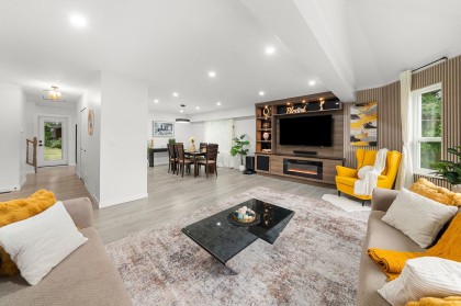 Photo 5 at 660 E 22nd Street, Boulevard, North Vancouver