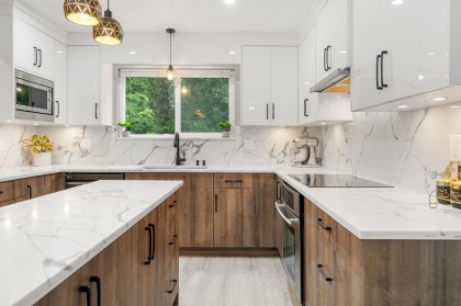 Photo 11 at 660 E 22nd Street, Boulevard, North Vancouver