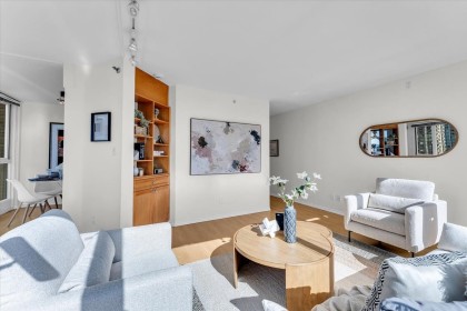Photo 6 at 708 - 1188 Richards Street, Yaletown, Vancouver West
