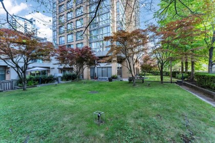 Photo 32 at 708 - 1188 Richards Street, Yaletown, Vancouver West