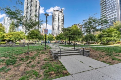 Photo 33 at 708 - 1188 Richards Street, Yaletown, Vancouver West
