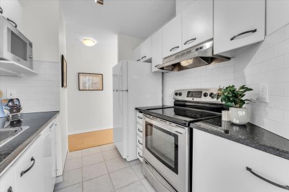 Photo 18 at 708 - 1188 Richards Street, Yaletown, Vancouver West