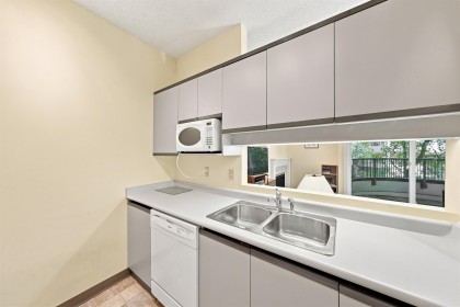 Photo 7 at 209 - 1924 Comox Street, West End VW, Vancouver West