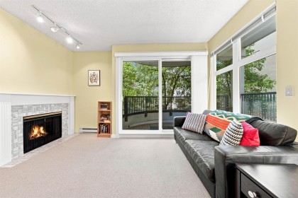 Photo 1 at 209 - 1924 Comox Street, West End VW, Vancouver West