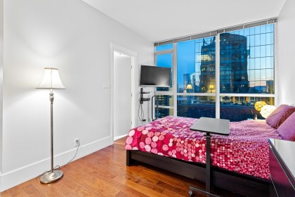 Photo 18 at 3303 - 1189 Melville Street, Coal Harbour, Vancouver West