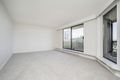 Photo 4 at 801 - 444 Lonsdale Avenue, Lower Lonsdale, North Vancouver