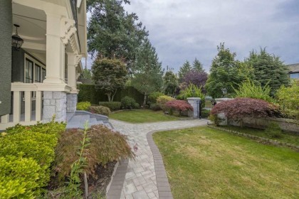 Photo 2 at 1121 W 39th Avenue, Shaughnessy, Vancouver West