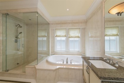 Photo 15 at 1121 W 39th Avenue, Shaughnessy, Vancouver West